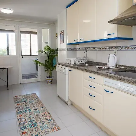 Marina Duquesa 1031 * מנילבה